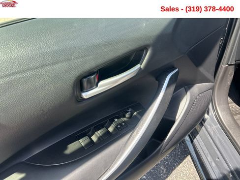 Used 2023 Toyota Corolla SE FWD image 11