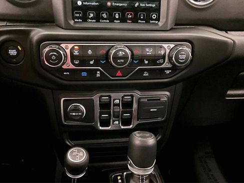 Used 2022 Jeep Wrangler Unlimited Sahara 4xe w/ Cold Weather Group image 27