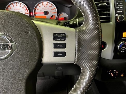 Used 2019 Nissan Frontier PRO-4X image 13