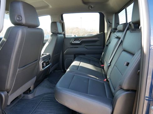 Used 2022 GMC Sierra 1500 SLT w/ SLT Convenience Package image 12