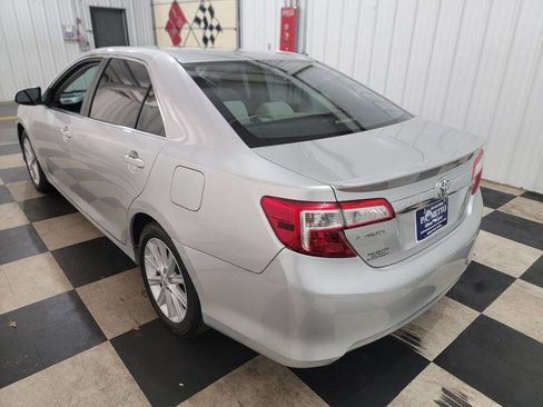 Used 2013 Toyota Camry XLE image 8