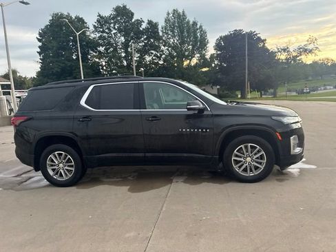 Used 2023 Chevrolet Traverse LT AWD/4WD image 7