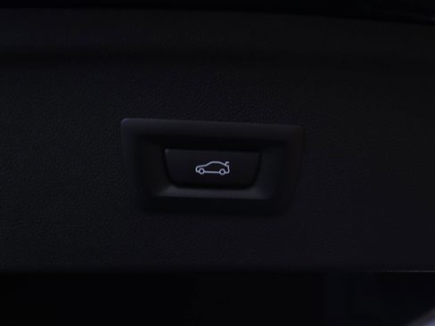 Certified 2026 BMW iX xDrive45 image 17