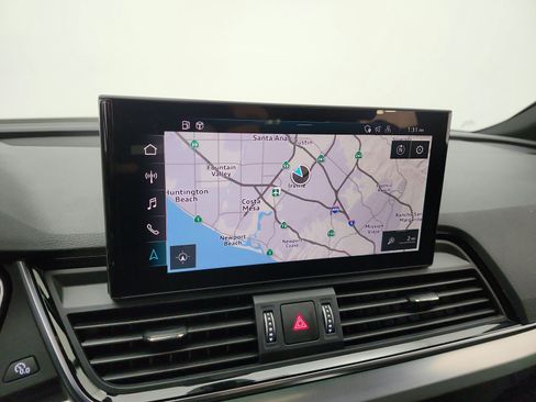 Used 2023 Audi Q5 2.0T Prestige AWD/4WD image 9