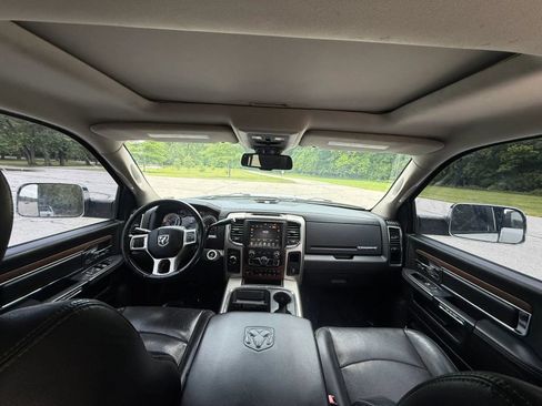 Used 2016 RAM 2500 Laramie AWD/4WD image 15