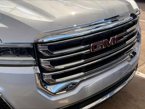 Used 2020 GMC Acadia SLE image 29