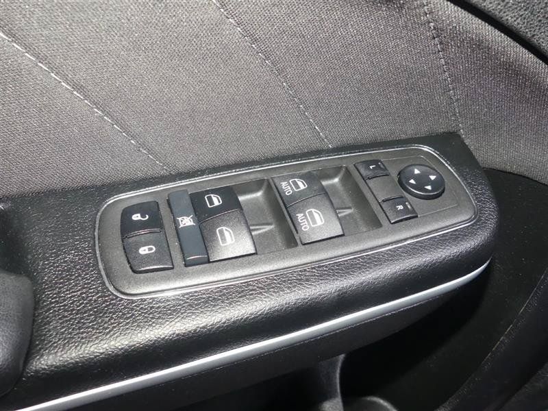 Used 2022 Dodge Charger SXT RWD image 19