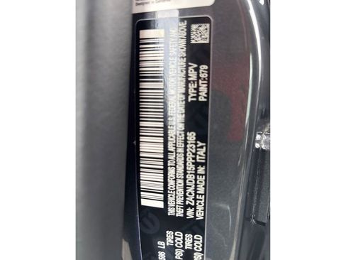 Used 2023 Jeep Renegade Latitude w/ Sun/Sound Group image 16