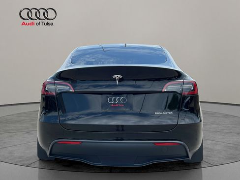 Used 2021 Tesla Model Y Long Range AWD/4WD image 6