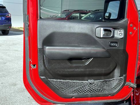 Used 2023 Jeep Gladiator Rubicon w/ Cold Weather Group image 20