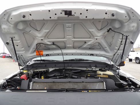 Used 2015 Ford F550 2WD Regular Cab Super Duty w/ Power Equipment Group image 35