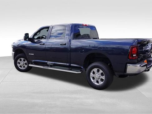 Certified 2026 RAM 2500 Big Horn AWD/4WD image 8