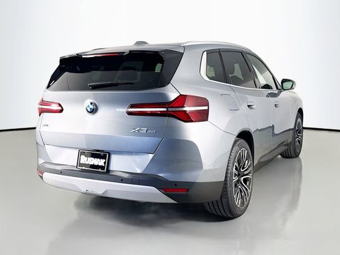 Used 2025 BMW X3 xDrive30i w/ Convenience Package image 7