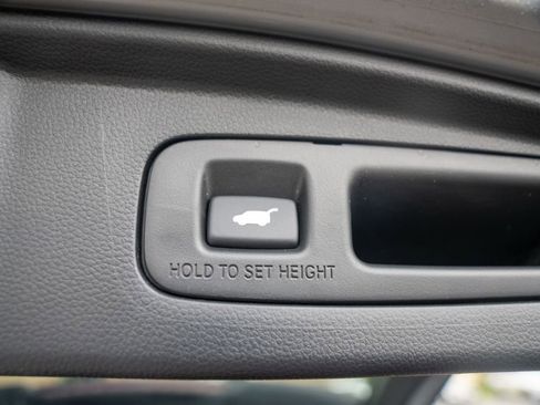 Used 2023 Honda CR-V EX-L image 12