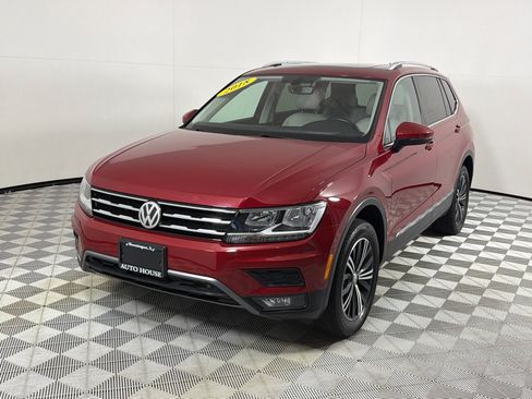 Used 2018 Volkswagen Tiguan SEL AWD/4WD image 10