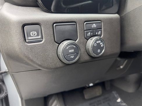 Used 2025 Chevrolet Silverado 1500 LT w/ Protection Package image 57