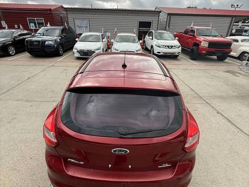 Used 2014 Ford Focus SE image 9