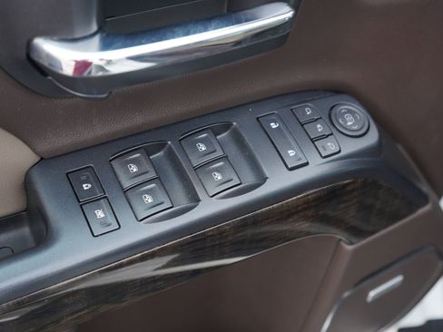 Used 2016 GMC Sierra 2500 Denali w/ Driver Alert Package image 18