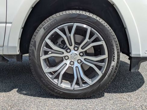 Used 2026 RAM 1500 Tungsten AWD/4WD image 12