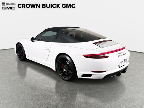 Used 2018 Porsche 911 Targa 4 GTS image 7