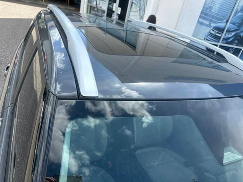 Used 2024 Hyundai Venue SEL FWD image 6