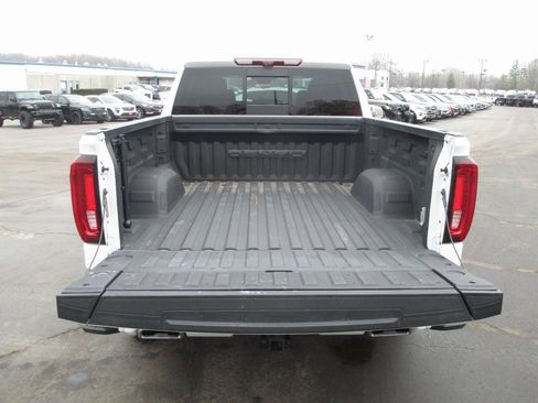 Certified 2023 GMC Sierra 1500 Denali image 7