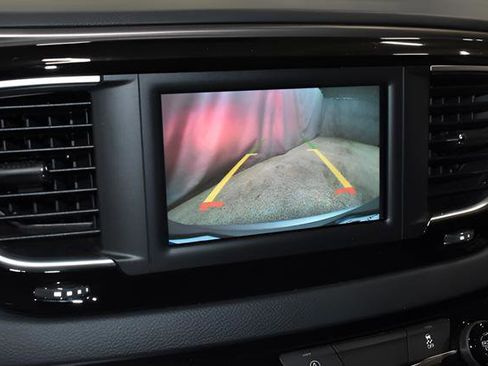 Used 2023 Chrysler Voyager LX FWD image 14