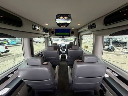 Used 2024 Ford Transit 250 148 Medium Roof Extended AWD image 21