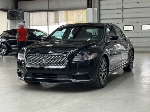 Used 2017 Lincoln Continental Select w/ Climate Package image 5
