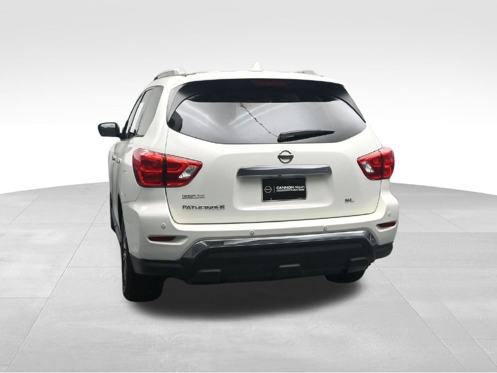 Used 2020 Nissan Pathfinder SL FWD image 4