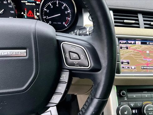 Used 2013 Land Rover Range Rover Evoque Pure Premium image 18