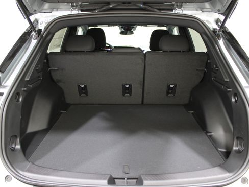 New 2026 Chevrolet Equinox EV LT image 26