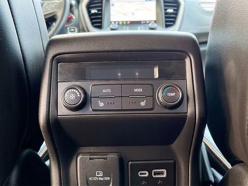 Used 2023 GMC Acadia AT4 w/ Technology Package image 27