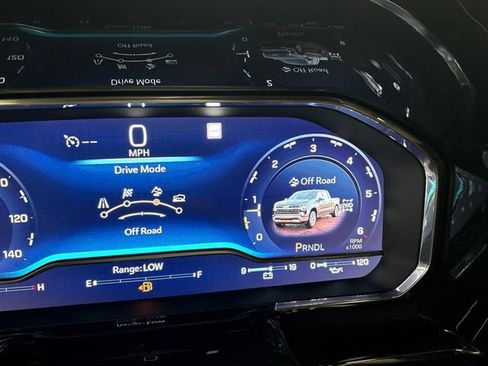 Used 2022 Chevrolet Silverado 1500 LT w/ Protection Package image 14