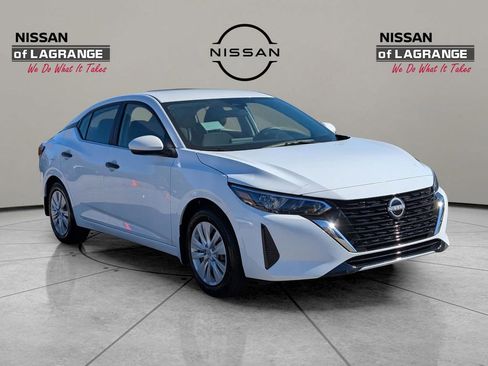 New 2025 Nissan Sentra S FWD image 3