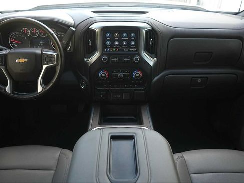 Used 2021 Chevrolet Silverado 1500 LTZ RWD image 9