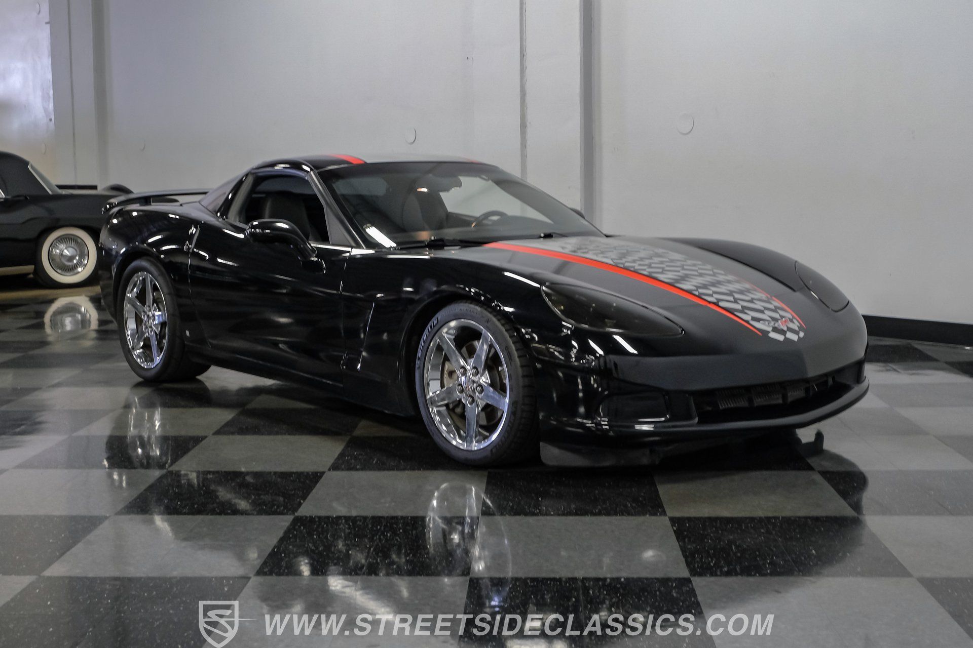 Used 2008 Chevrolet Corvette Coupe w/ Preferred Equipment Group RWD image 16