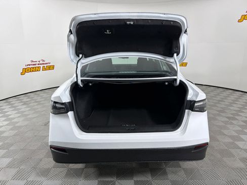 New 2026 Nissan Sentra SV w/ SV Convenience Package image 5