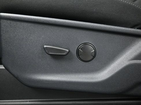 New 2025 Ford F150 XLT w/ Equipment Group 301A Standard image 11