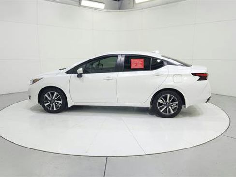 Certified 2025 Nissan Versa SV w/ Trunk Package image 4