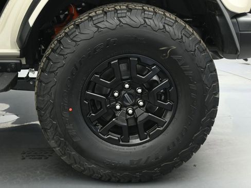 New 2026 Ford Bronco Raptor AWD/4WD image 21