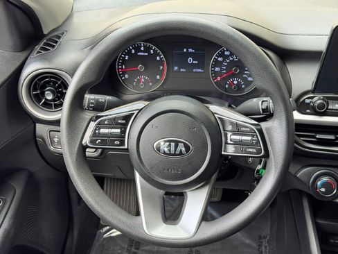 Used 2021 Kia Forte LXS FWD image 18