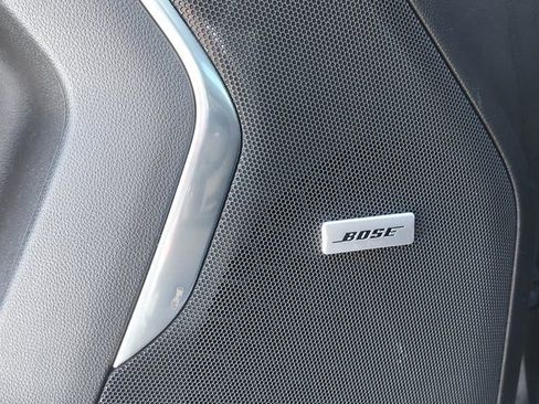 Used 2022 Chevrolet Suburban High Country image 12