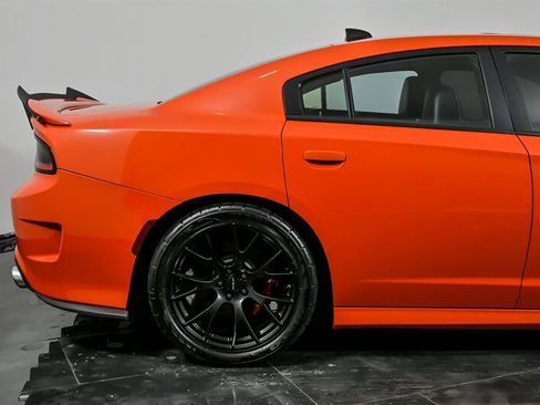 Used 2016 Dodge Charger SRT Hellcat w/ Harman/Kardon Audio Group image 11