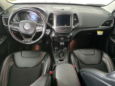 Used 2021 Jeep Cherokee Trailhawk w/ Technology Group image 21