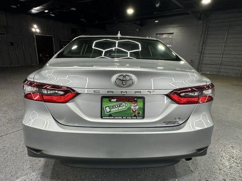 Used 2021 Toyota Camry LE FWD image 4