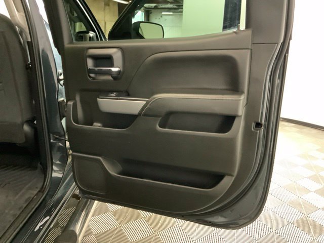 Used 2018 Chevrolet Silverado 1500 LT w/ All Star Edition AWD/4WD image 49