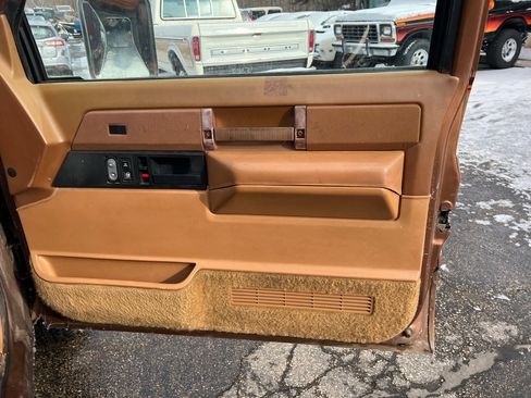 Used 1989 Chevrolet Silverado 3500 4x4 Extended Cab image 13