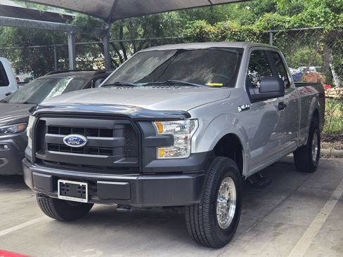 Used 2016 Ford F150 XL w/ Equipment Group 101A Mid AWD/4WD image 3