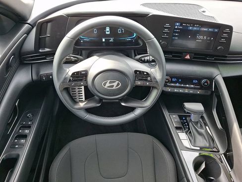 Used 2026 Hyundai Elantra SEL Sport Premium FWD image 13